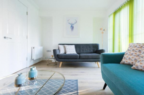 The Blue Compass - Central 4BDR with Garden